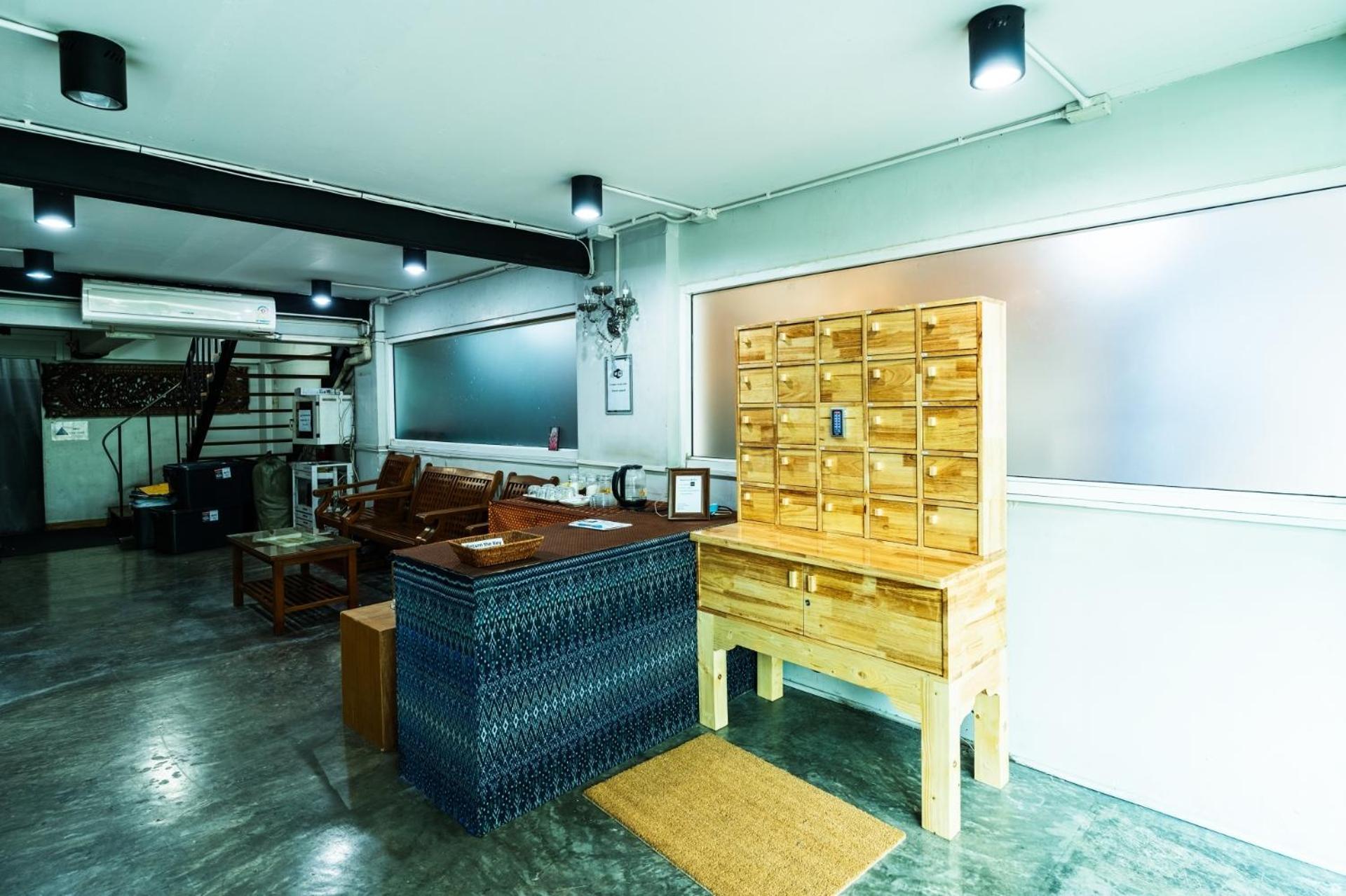 โกอินน์ ตรอกข้าวสาร Go Inn Khaosan Road Бангкок Экстерьер фото